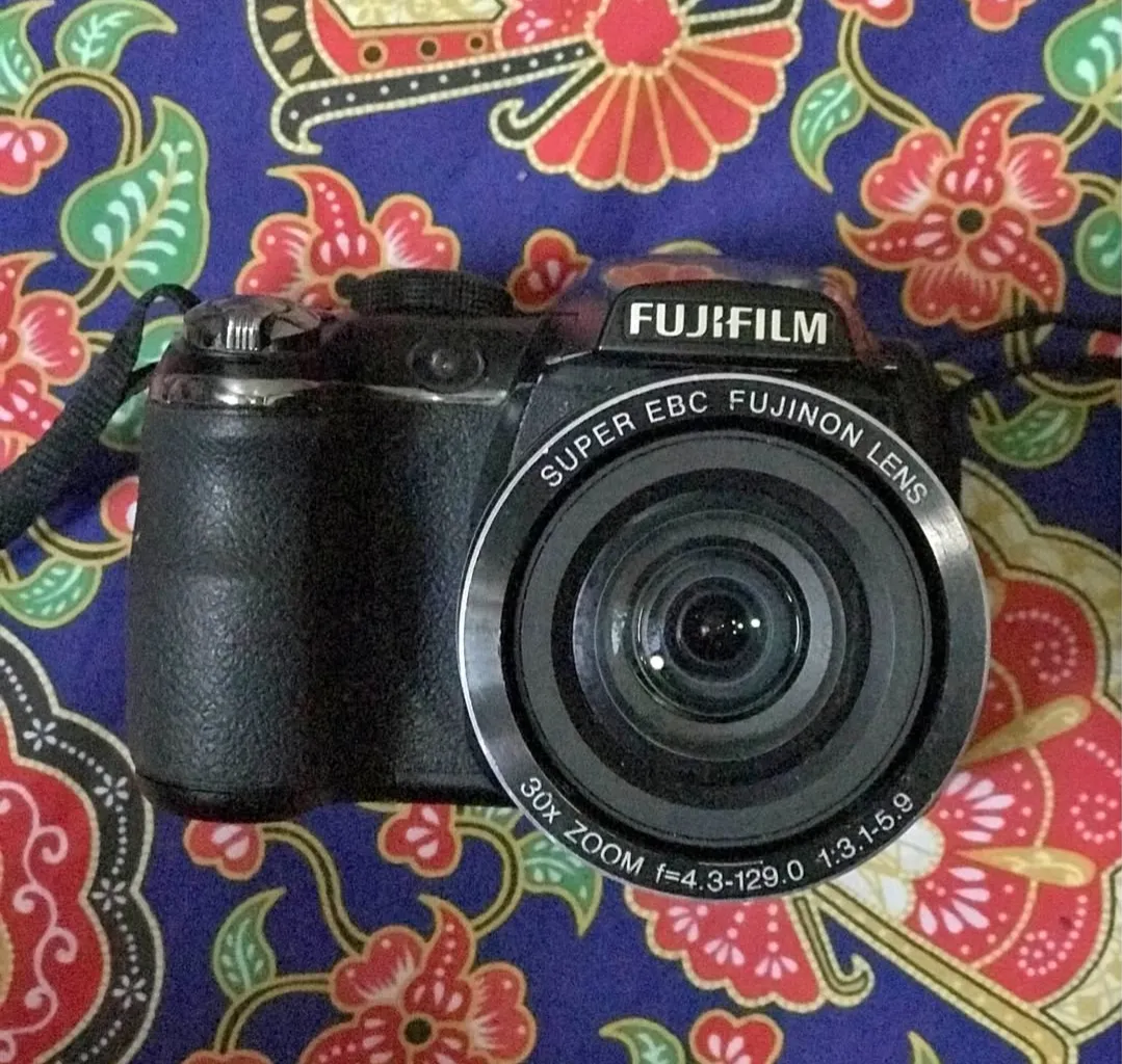 FUJIFILM FINEPXS