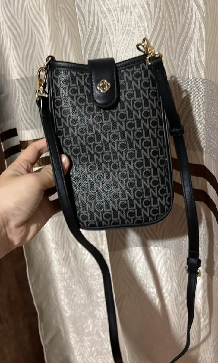 CLN SLING BAG thumbnail 3